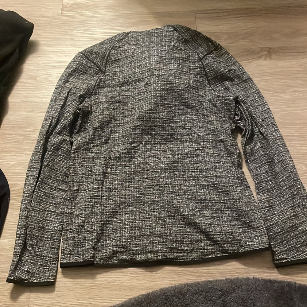 Lululemon jacket - Picture 2 of 3